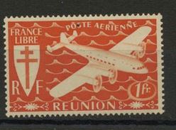 REUNION: - N° Yvert  PA 28 ** - Poste Aérienne