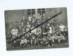 Photo à Identifier Qui était Avec Des Cartes De Longueau -Photo De Classe,école,élèves:écrit Au Verso Octobre 1950 - Longueau