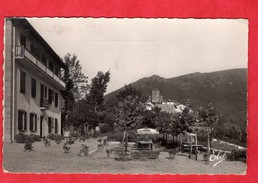 64 Pyrenées Atlantiques Biriatou Vue Sur Le Jardin ( Hotel ? Restaurant ? ) Au Fond L ' Eglise - Biriatou