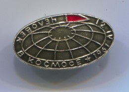 Space Cosmos Spaceship Programe - Russian ( USSR ), Vintage Pin Badge, Abzeichen - Espace