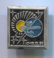 Space Cosmos Spaceship Programe - Russian ( USSR ), Vintage Pin Badge, Abzeichen - Space