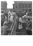 PHOTOGRAPHE; ROBERT DOISNEAU - LE BAISER DE L'OPERA - PARIS - 1950 - RARE EDITION ARTISTIQUE NOUVELLE IMAGE - 1987. - Doisneau