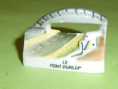 Fèves / Sports  : Voiture , Le Pont Dunlop   T13 - Deportes