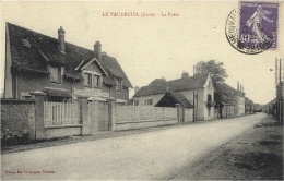 LE VAUDREUIL -la Poste - Photo E Lavergne - Le Vaudreuil