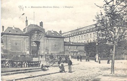 94 - KREMLIN-BICETRE - 2 - L'Hospice - Animation - Circulé 1905 - Kremlin Bicetre