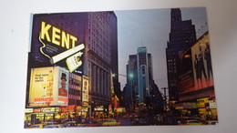 USA - NEW-YORK. Times Square At Night. PUBLICITE CIGARETTE KENT, MARTINI,COCA-COLA. - Time Square