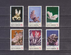 1985 - FLEURS MINERALES  Mi No 4202/4207 Et Yv No 3627/3632 - Used Stamps