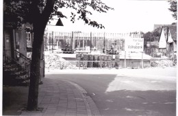 Usingen, Bau Der Volksbank, Orig. Foto, Ca. 13 X 18 Cm, Links Ecke Des "Heseler-Hauses" - Usingen