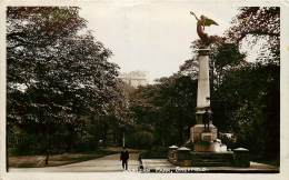 SHEFFIELD        WESTON PARK   MEMORIAL - Sheffield