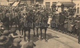 ** T1/T2 Bruges, Procession Du St Sang, Militaires Ouvrant Le Cortege / Opening The Military Parade - Zonder Classificatie