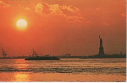 ETATS-UNIS : NEW YORK - Statue Of Liberty