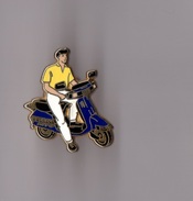 Pin's Scooter Peugeot Version Bleu (signé Arthus Bertrand) - Arthus Bertrand