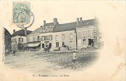 Ref 740- Yonne - Treigny - La Place  -/ -carte Décollée- Voir Dans Description - - Treigny