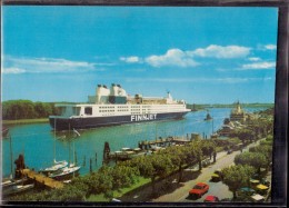 Lübeck Travemünde - Passagierfährschiff Finnjet Beim Einaufen In Den Hafen - Lübeck-Travemuende