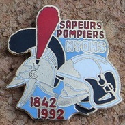 SAPEURS POMPIERS NYONS - 1842/1992 - CASQUES -13) - Pompiers