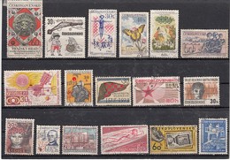 Tchecoslovaquie  Lot De 17 Timbres  Semi Moderne  Différents - Colecciones & Series