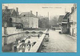 CPA - Lavandières Laveuses Blanchisseuses Lavoir Labreuvoir LIGNIERES 18 - Sonstige & Ohne Zuordnung