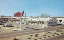 Route 66 Albuquerque New Mexico, Highway House Motel, Autos, Central Avenue C1960s Vintage Postcard - Albuquerque