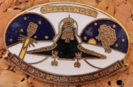 ASTRONAUTES - NAVETTE CHALLENGER  - USA - NASA -       (13) - Personnes Célèbres