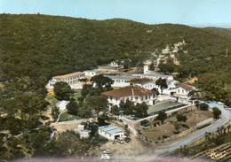 CPSM - QUISSAC (30) - Vue Aérienne De La Clinique Dans Les Années 60 / 70 - Quissac