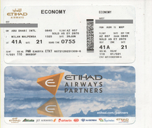 Alt950 Etihad Alitalia Airways Billets Avion Ticket Biglietto Aereo Passenger Abu Dhabi Airport Milano Malpensa Flight - Europe