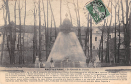 Ancy Le Franc      89     La Pyramide Du Château   ( Voir Scan) - Ancy Le Franc