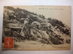 Carte Postale Craonne (02) Abris Au Chemin Des Dames  (Petit Format Oblitérée 1919 Timbre 10 Centimes ,militaria ) - Craonne