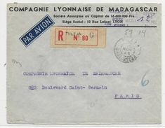 MADAGASCAR - 1945 - AFFRANCHISSEMENT TAMPON "TAXE PERCUE POSTE AERIENNE" - ENVELOPPE RECOMMANDEE De TULEAR Pour PARIS - Briefe U. Dokumente