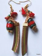 Boucles D'oreilles Céramique Artisanale Corail Malachite Cuir Accessoires Dorés  Les Perles En Céramique Sont De Petites - Aretes