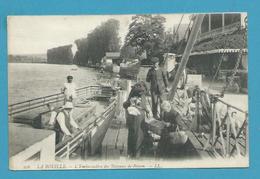 CPA 296 -  L'Embarcadère Des Bateaux De Rouen LA BOUILLE  76 - La Bouille