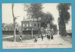 CPA L'Ecole Des Garçons Et Avenue De Vimoutiers LIVAROT 14 - Livarot