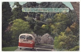 USA, SMOKY MOUNTAINS NATIONAL PARK, TRAILWAYS BUS ENTERING HIGHWAY TUNNEL, C1940s Unused Vintage Linen Postcard [6552] - Smokey Mountains