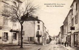 CPA -CHAMPLITTE(70) -Aspect De La Rue De La République ,de La Poste Et Du Magasin-Débit De Poudre Et Matériel De Chasse - Autres Communes