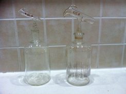 Laboratory Bottles 0.5 Liters Removes Caps - Sonstige & Ohne Zuordnung