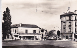 CARTE POSTALE    BOBIGNY 93   Carrefour Des 6 Routes - Bobigny