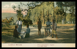 LOURENÇO MARQUES - N'um Acampamento Indigena ( Ed. Spanos & Tsitsias Nº 1097) Carte Postale - Mozambico
