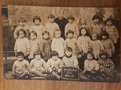 Questembert. Rare Carte Photo De L' école - Questembert