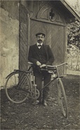 CARTE PHOTO - HOMME Et Son VÉLO - BICYCLETTE - Expédiée De Peyrehorade ( Landes ) - Peyrehorade