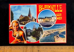 BLAINVILLE SUR MER Manche 50 : L' église Le Manoir La Plage  / Pin Up Femme En Bikini Woman - Blainville Sur Mer