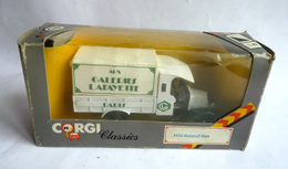 CAMION CORGI RENAULT 1926 AUX GALERIES LAFAYETTE PARIS 1/43è En Boîte - Corgi Toys