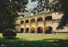 CPM Dampiere-sur-Boutonne Le Parc Et La Façade Du Château - Dampierre-sur-Boutonne