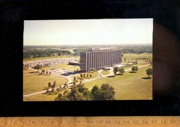 DEARBORN Michigan USA : FORD MOTOR COMPANY Central Office Building - Dearborn