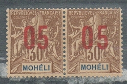 MOHELI N°19 ET 19A N* Variété Surcharge Espacée (1,75mm) Tenant à Normal - Ungebraucht