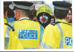 Métropolitan Police - Homme Maquillé Style Carnaval - Ed Boomerang Artwork - Police - Gendarmerie