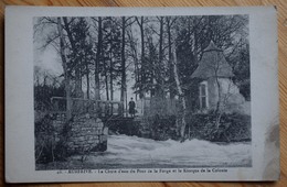 52 : Auberive - La Chute D'eau Du Pont De La Forge Et Le Kiosque De La Colonie - Animée : Petite Animation - (n°7300) - Auberive