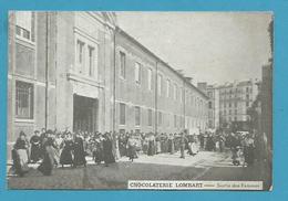 CPA Métier Sortie De Ouvrières Femmes De L'Usine CHOCOLATERIE LOMBART - Straßenhandel Und Kleingewerbe