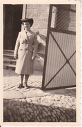 Foto Elegante Dame Mit Hut - Booser Hof - Ca. 1940 - 8*5cm (26329) - Unclassified