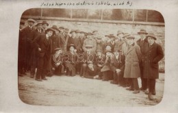 T2/T3 1914 Pozsony, Pressburg, Bratislava; FelsÅ‘ Kereskedelmi Iskola, Alsó Tagozatosok Csoportképe,... - Non Classés