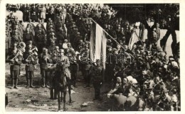 T2 1938 Ipolyság, Sahy; Bevonulás. Az Est Foto / Entry Of The Hungarian Troops - Non Classés