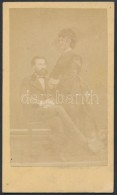 Cca 1870  Családportré, Fr. Briwirth, Pest, Keményhátú Fotó, 10x6 Cm. - Autres & Non Classés